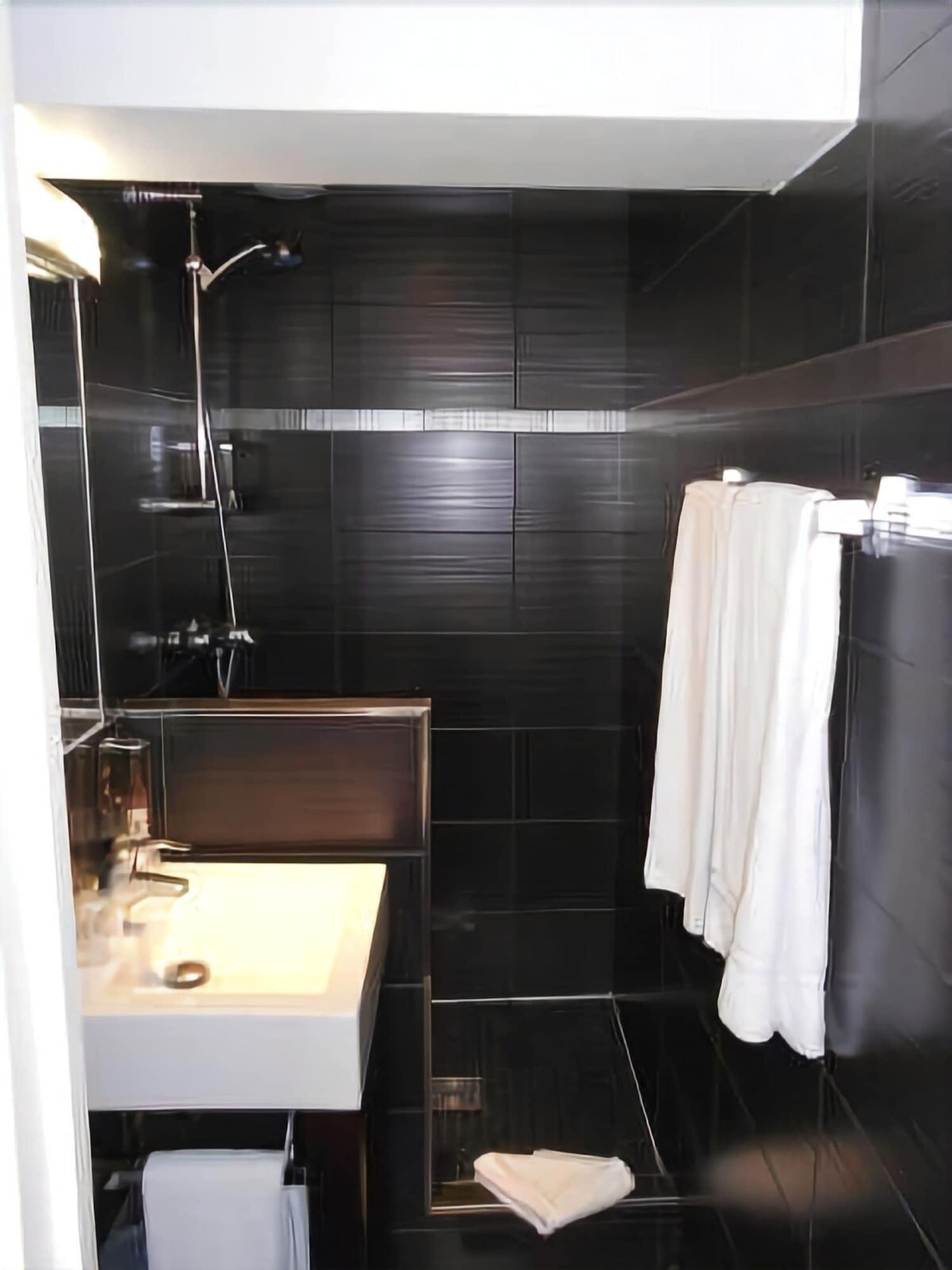 Hôtel Du Leman Paris Extérieur photo